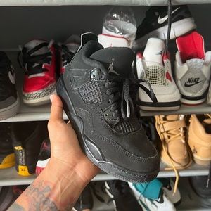 Jordan Retro 4
